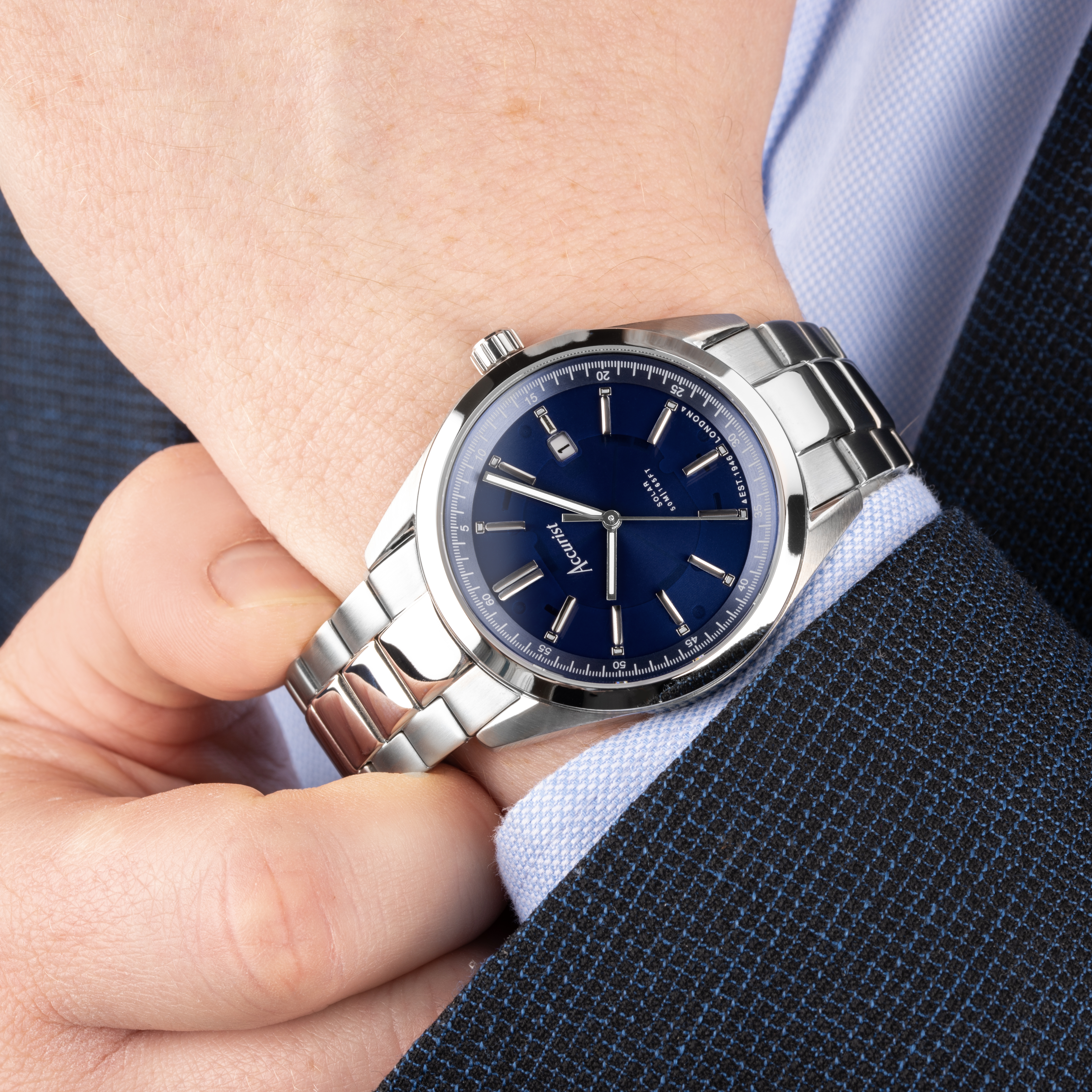 Accurist - wrist shot
